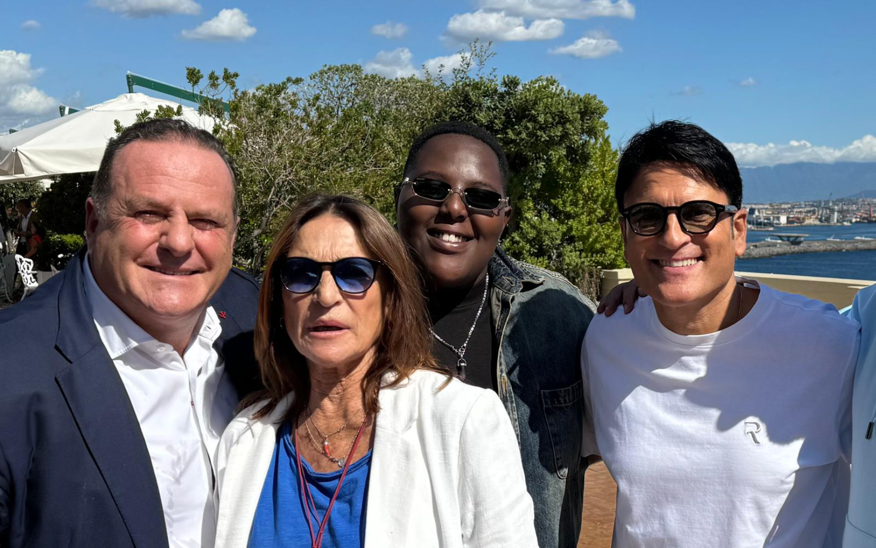 PARADISE - RAI2, omaggio a Sal Da Vinci, aspettando l'Eurofestival  con McVicar, Trevisan e Zoppas, venerdì 8 maggio, a mezzanotte